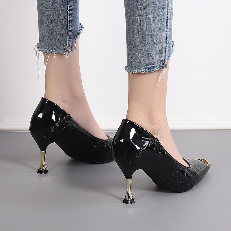 women's low heels, spring and autumn, metal toe single shoes, women's 2024 new style, versatile.