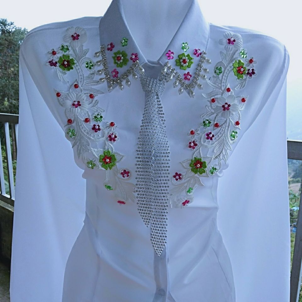 Yunnan New Embroidered Collar Versatile Casual Mid-Sleeve Shirt