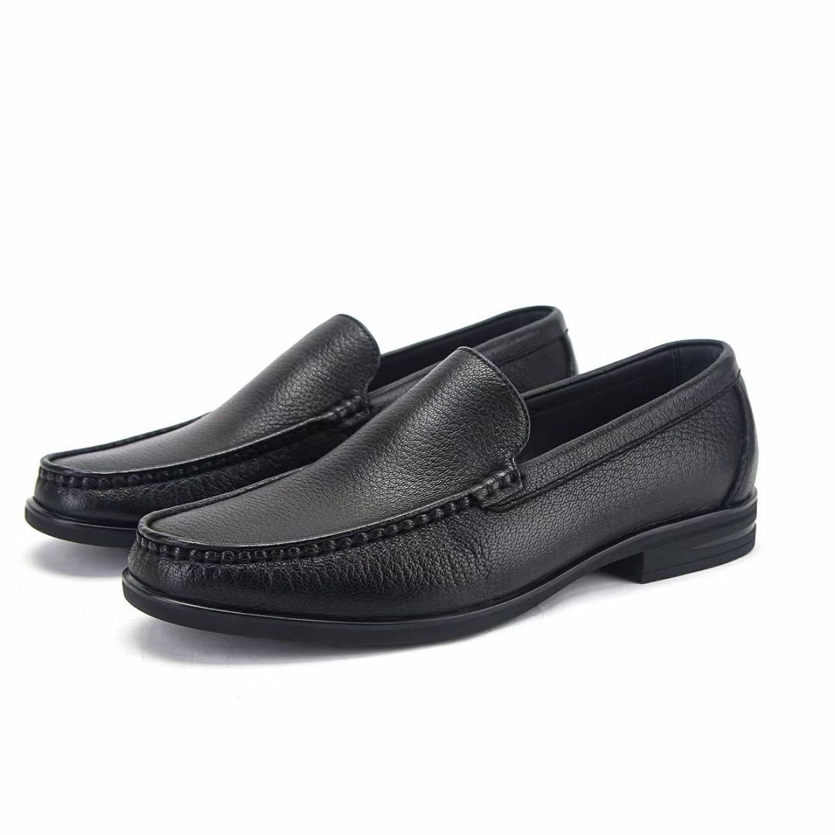 2026 New Style Men's Shoes with Soft Sole Made of Top-Grain Cowhide, Genuine Leather Casual Wear