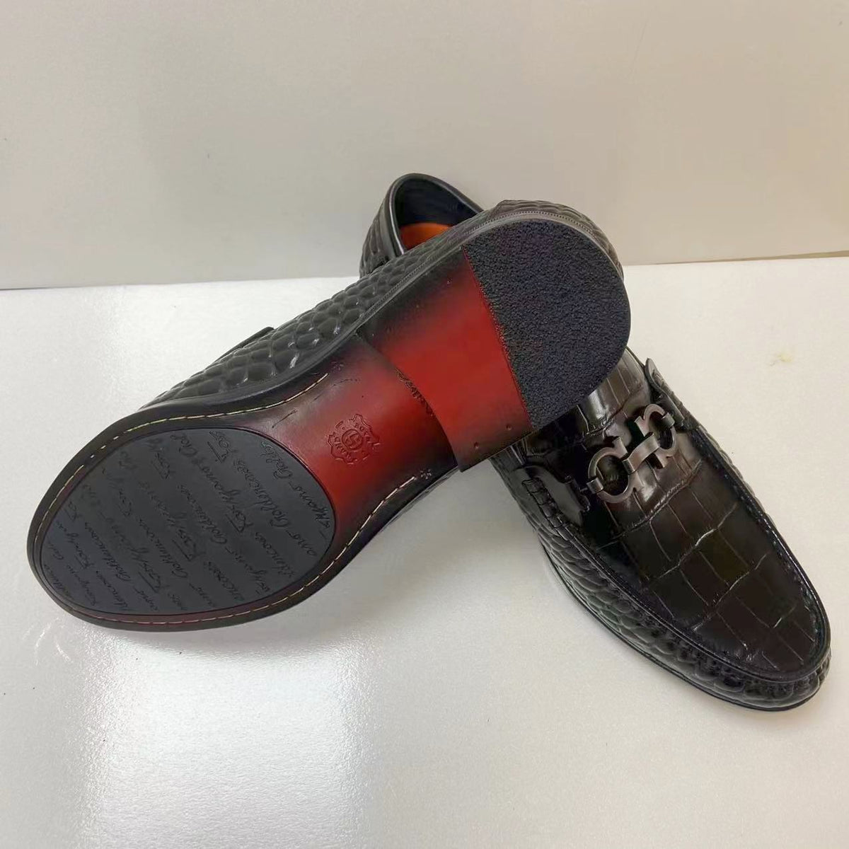 High-end crocodile leather men's business casual slip-on loafers