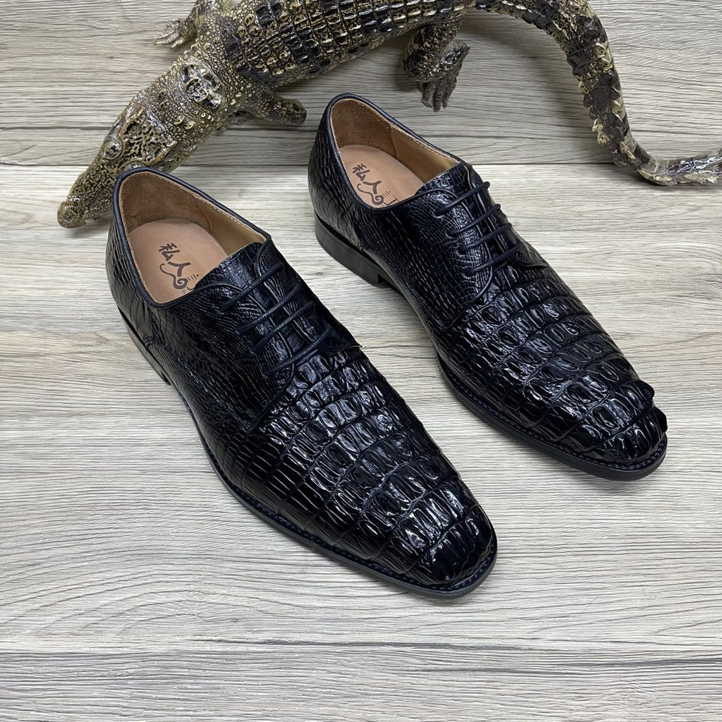 Crocodile leather business shoes, made from a single piece of seamless, hand-stitched, durable genuine leather with a Goodyear outsole.