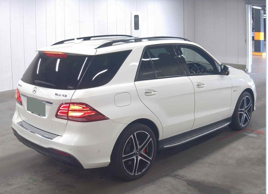 2018  Mercedes Benz  GLE43 
W166
4WD GLE43 4M 
AT
3,000cc 
Petrol
69,000km 
White