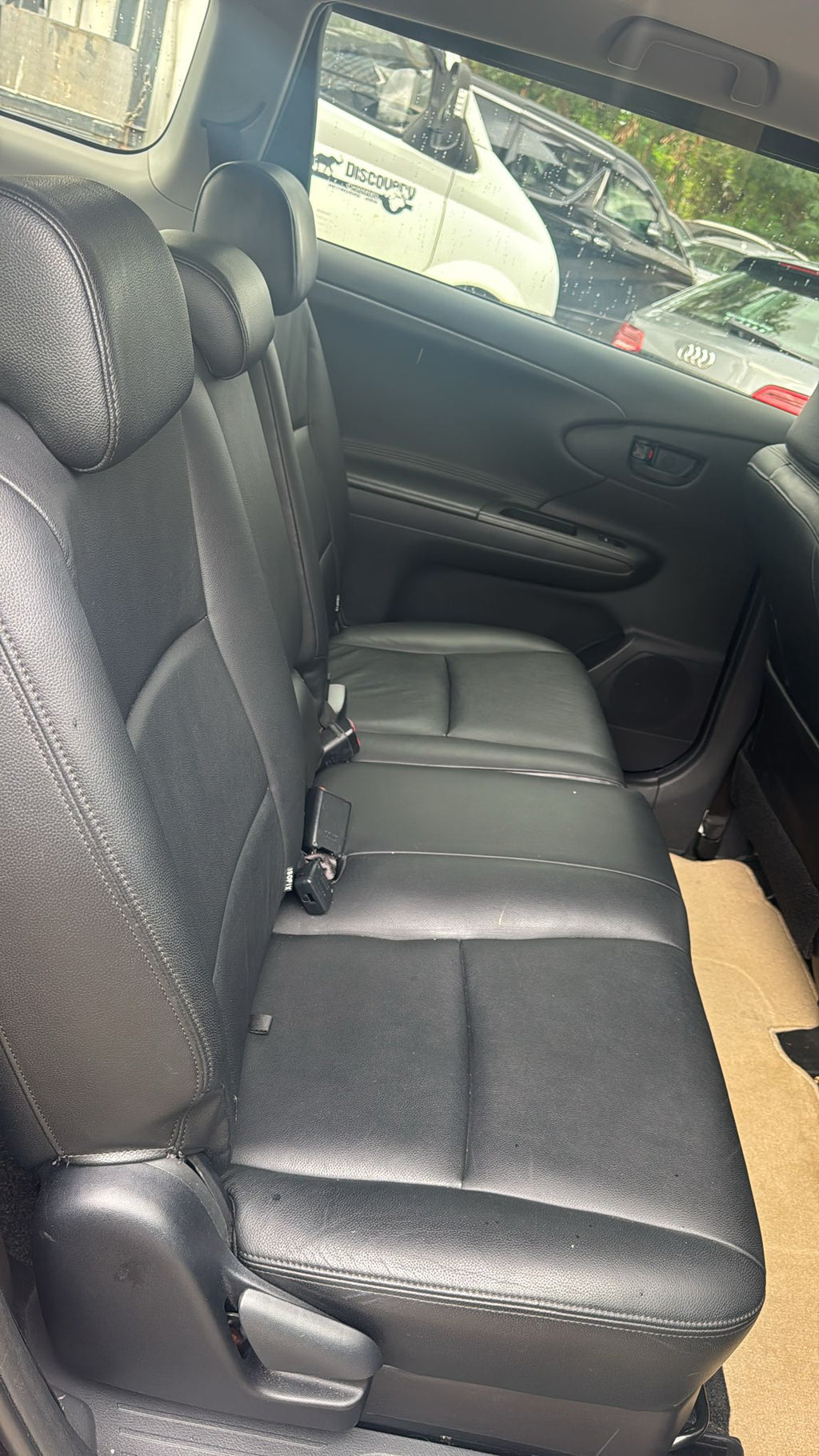 Toyota Wish good conditions clean . Model 2015