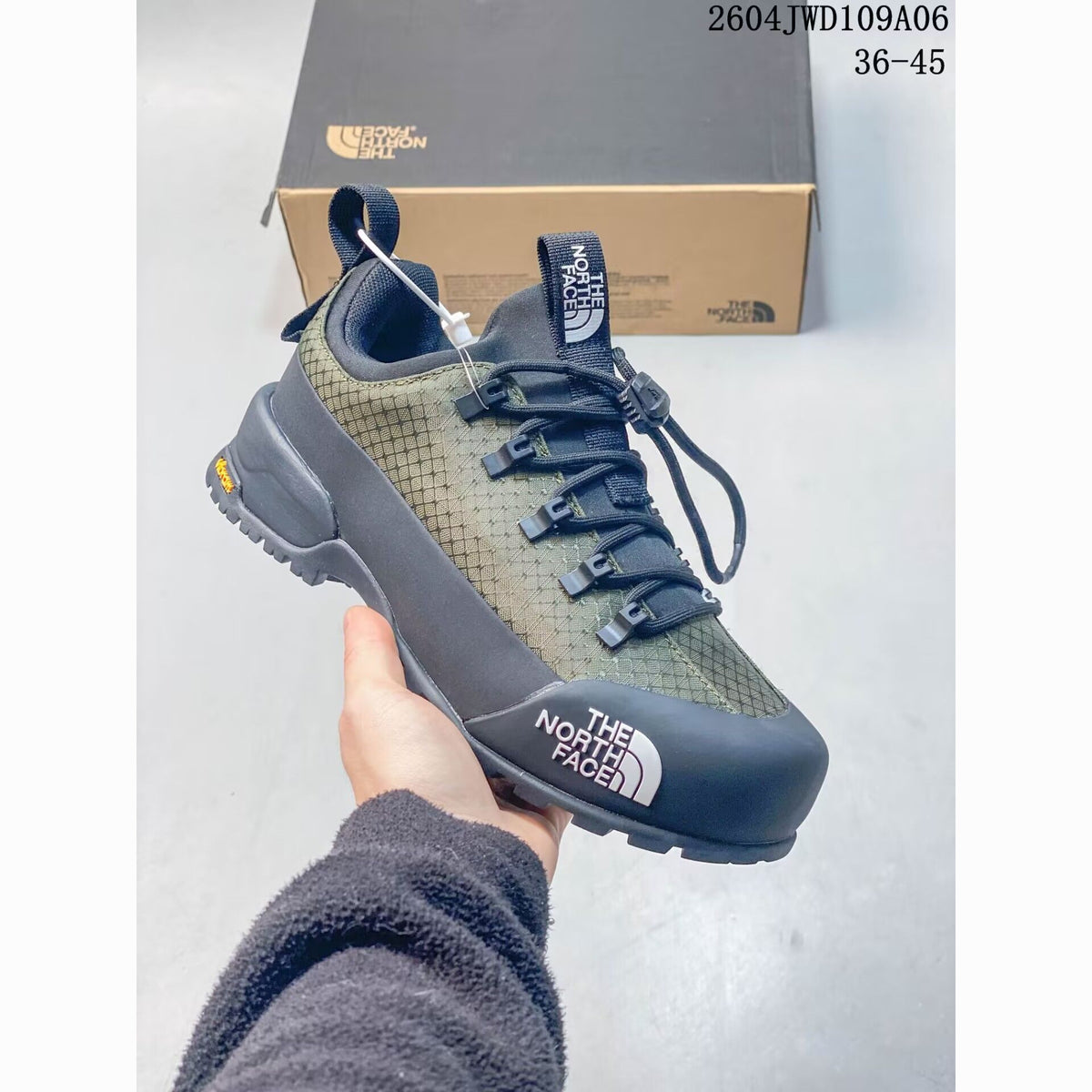 Popular waterproof and versatile athletic shoes for men and women, mesh upper, functional casual shoes for outdoor hiking