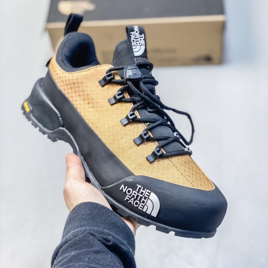 Popular waterproof and versatile athletic shoes for men and women, mesh upper, functional casual shoes for outdoor hiking