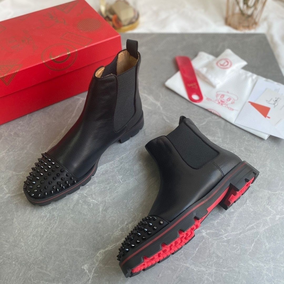 Stylish European-style casual leather shoes, silver soft-soled leather shoes, cowhide  shoes and slippers