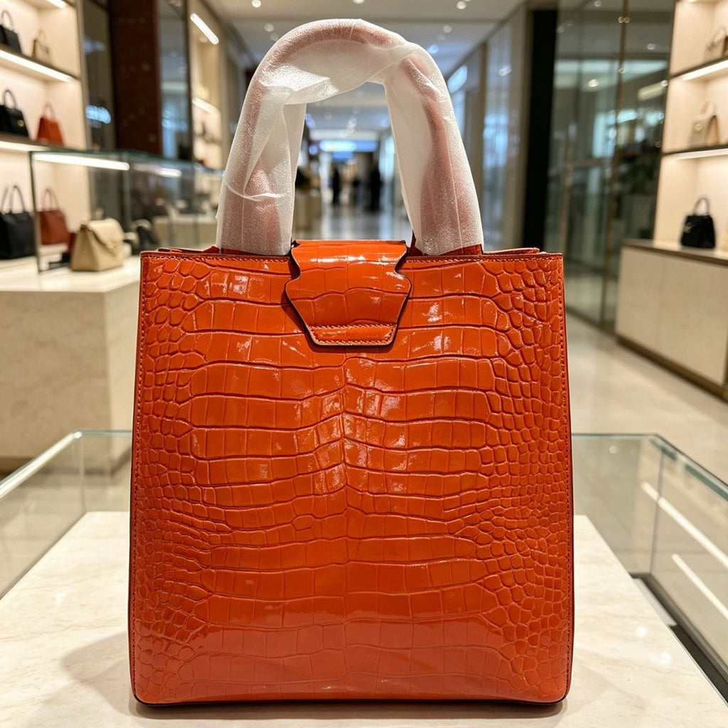 Crocodile leather handbag, high-value, stylish, and luxurious, a popular choice for outdoor use with a sturdy sole.