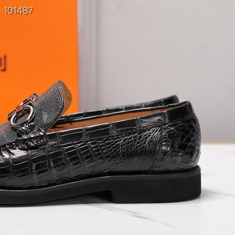 New men's genuine leather business loafers in crocodile and stingray skin.