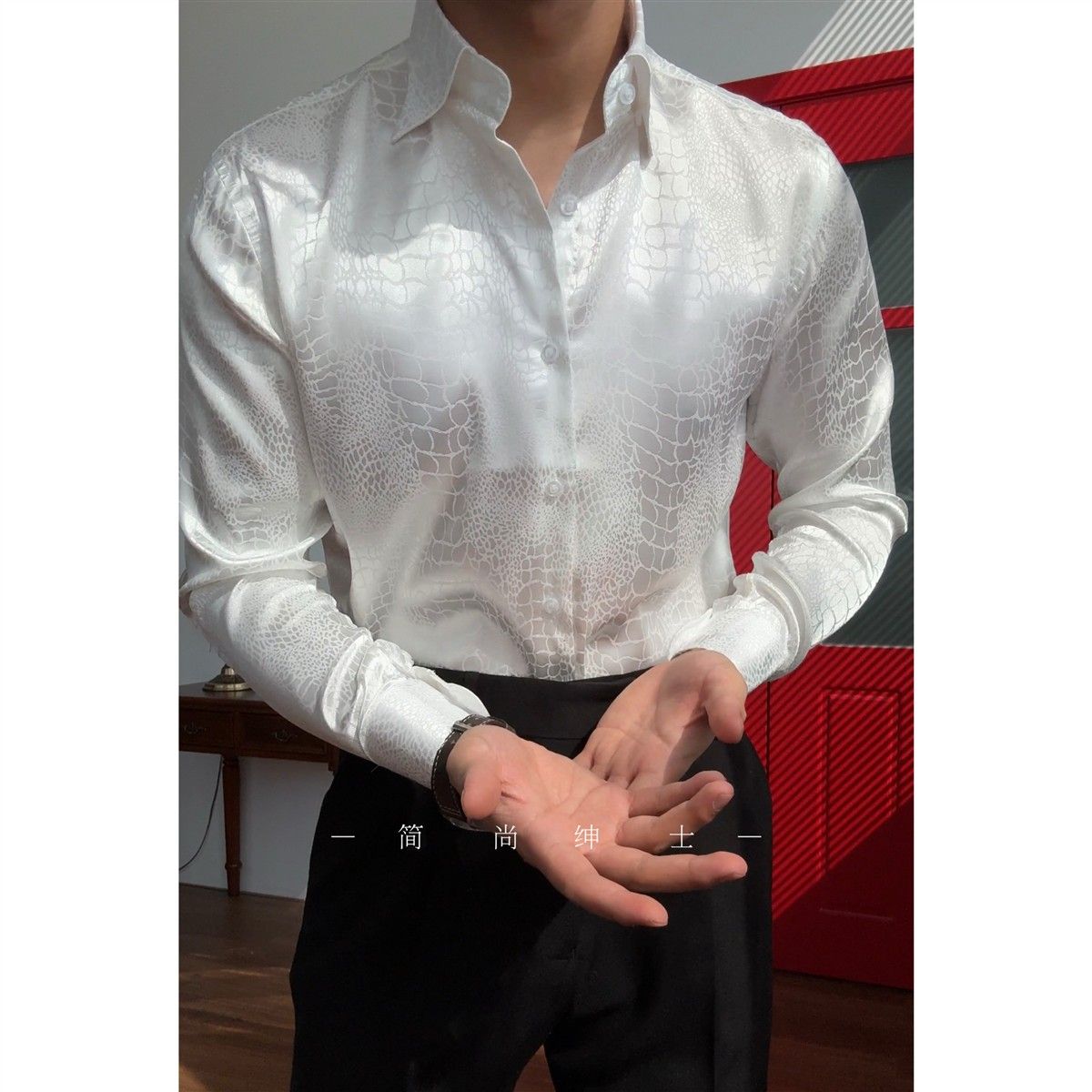 2026 Summer Embroidered Men's Short-Sleeve T-Shirt Trendy Slim Fit Crew Neck