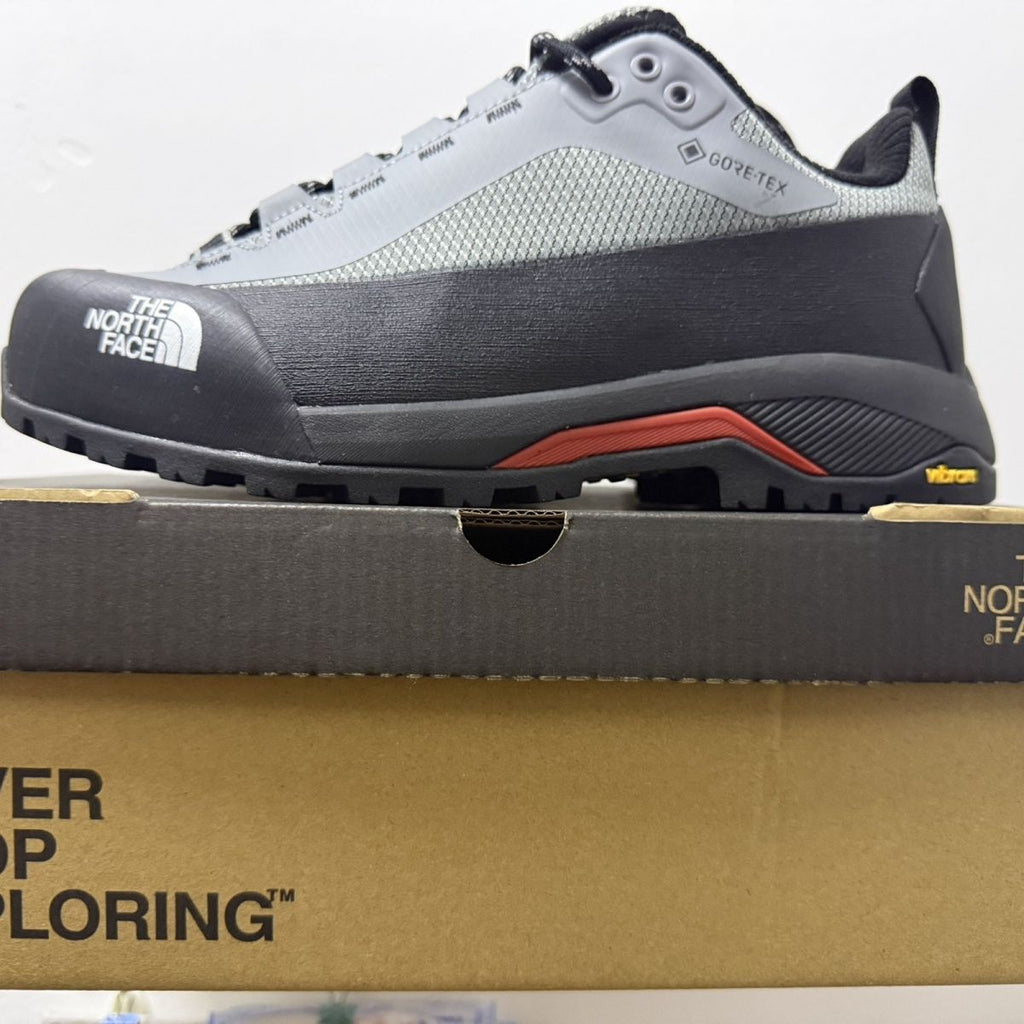 easy-to-wear, anti-impact, puncture-resistant safety shoes with insulation