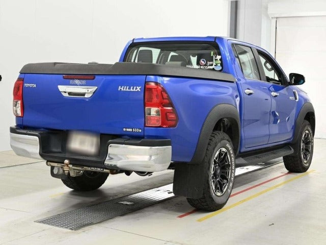 *TOYOTA HILUX 2018*
YEAR: 2018
COLOR: WHITE
CHASSIS: QDF-GUN125
*GRADE: Z 4WD*
FUEL: DIESEL
SEATS: 5 | DOORS: 4
TRANSMISSION: AT
ENGINE SIZE: 2400  CC
MILEAGE: 96,000 KM

*OPTIONS:*
ABS, AIR BAG, POWER STEERING, POWER WINDOW, NAVIGATION, TELEVISION,