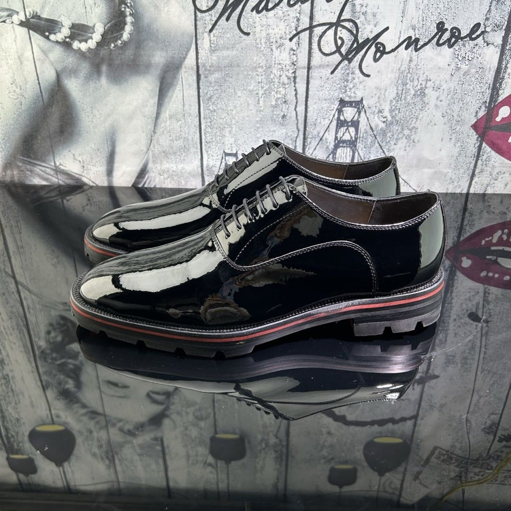 Off-season, wasteland-inspired, niche business style, durable and stain-resistant for autumn and winter.