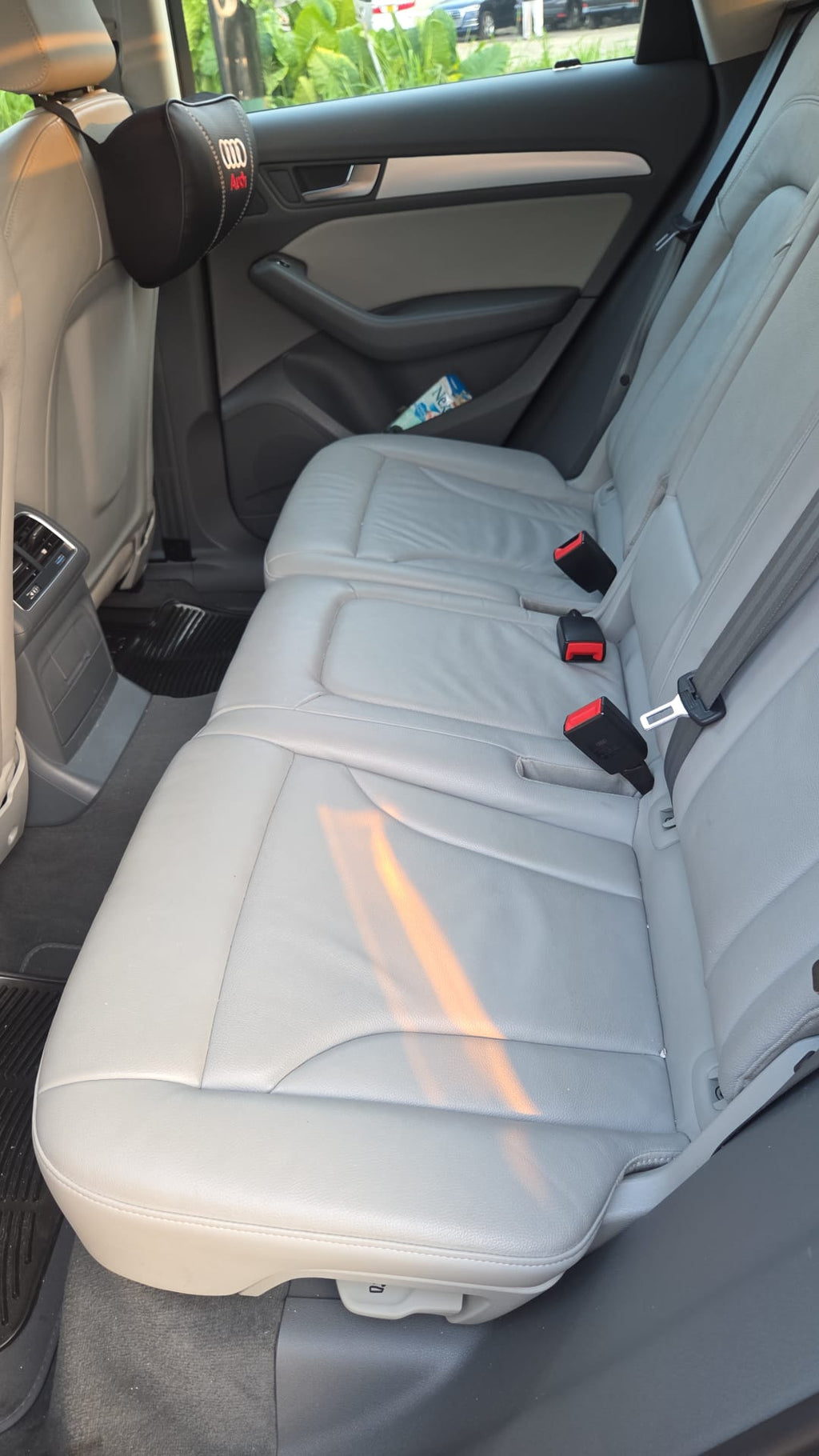 Audi Q5 2015 year. Panaromic sunrooof.   Low kilos only 43900 km
