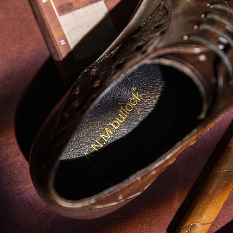Men's leather shoes, business formal style, British style, youth, genuine leather casual brogue men's shoes