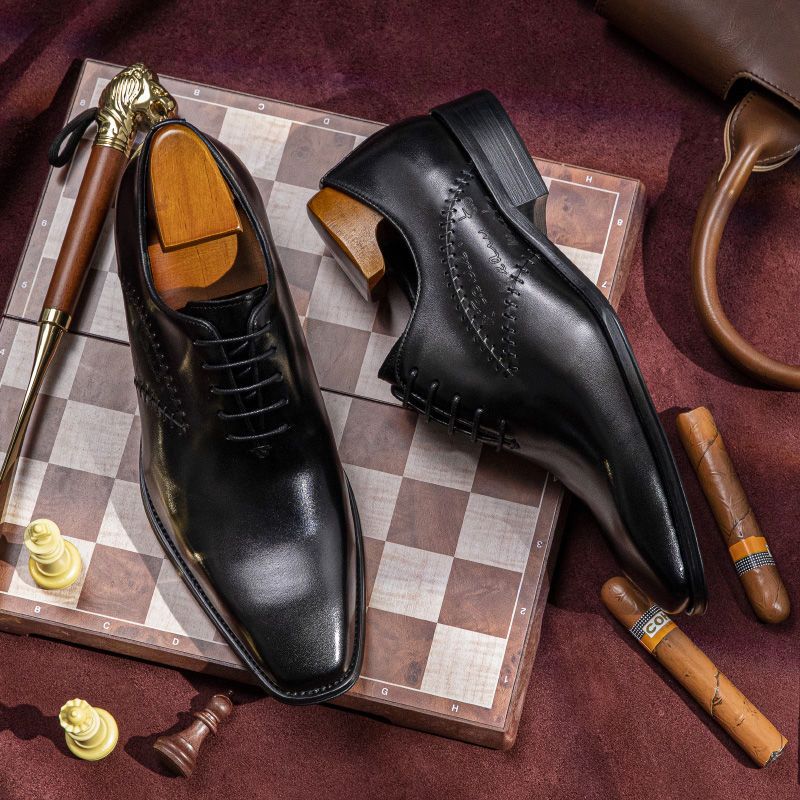 Men's formal business leather shoes, genuine leather men's three-piece brogue suit, brown high-end casual shoes